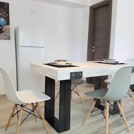 Panorama House*