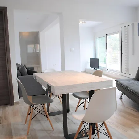 Panorama House* * Cavala